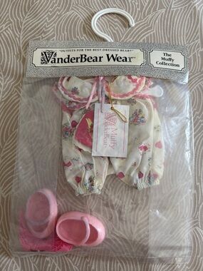 NWT! Vintage VanderBear Wear Muffy Collection Floral Pink Outfit